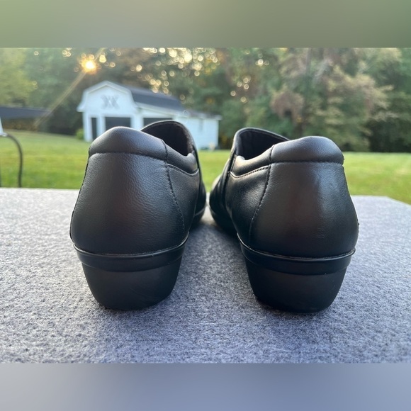Clarks Women’s Size 9.5 Hop Roxanne Black Slip On Shoes - Picture 4 of 7